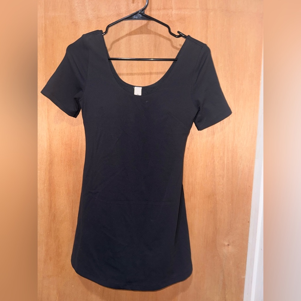 Lululemon Athletica Black Short Sleeve dress